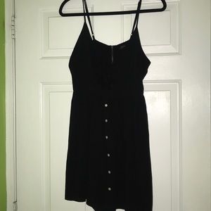 Cut out, front tie sun dress!